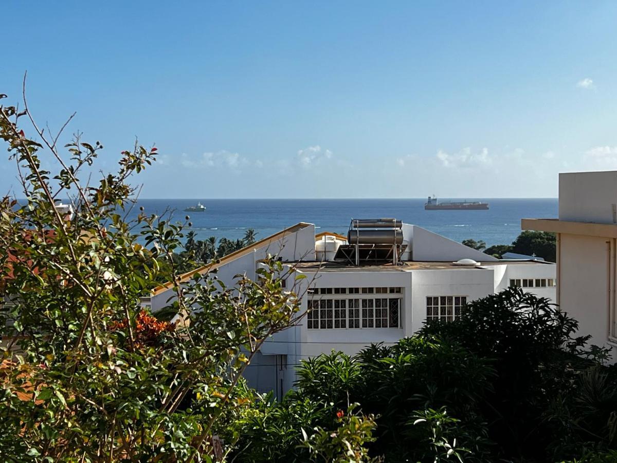 Апартаменты Cosy Seaview Pointe aux Sable Экстерьер фото